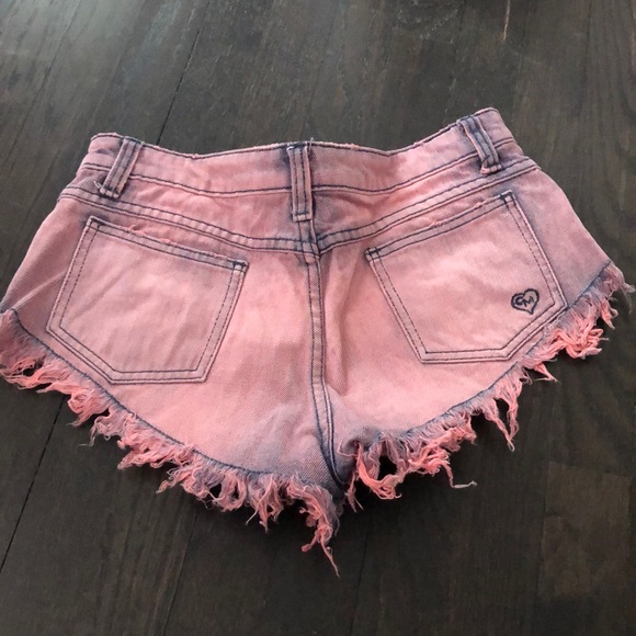 LF pink denim shorts - Picture 4 of 4